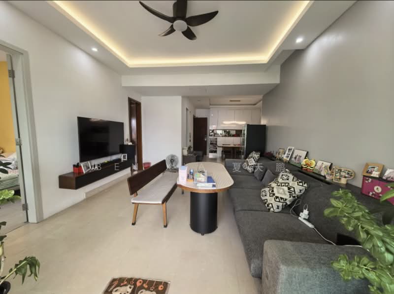 Duchess Crest, 64 Duchess Avenue, 4 Bedrooms, 1,701 sqft, Condominium For Sale, by Ben XIA 夏天鹏, 500212019 - Living Room - PropertyGuru.com.sg