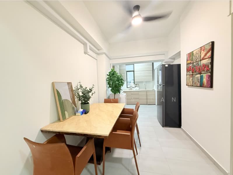 Queensway Tower, 1 Queensway, Room Rental, 80 sqft, Apartment For Rent, by Priscilla Tan, 500212020 - Dining Room - PropertyGuru.com.sg