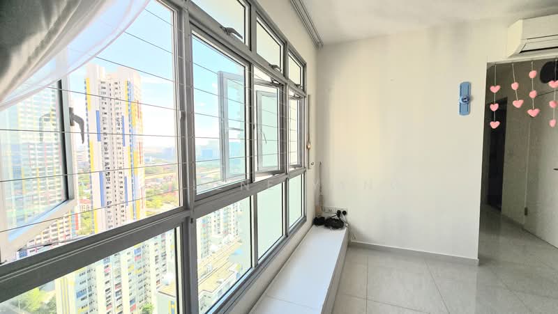 20 Teban Gardens Road, 20 Teban Gardens Road, 2 Bedrooms, 775 sqft, HDB Flat For Sale, by Jolene Yang, 500212024 - View - PropertyGuru.com.sg