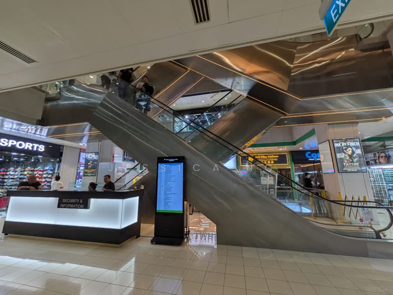 Peninsula Shopping Centre, 3 Coleman Street, 592 sqft, Other Retail For Sale, by Jessica Ng, 500212029 - Interior - CommercialGuru.com.sg