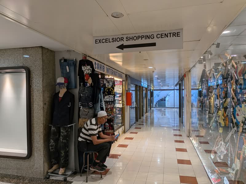 Peninsula Shopping Centre, 3 Coleman Street, 592 sqft, Other Retail For Sale, by Jessica Ng, 500212029 - Basement linkway to Excelsior Shopping C - CommercialGuru.com.sg