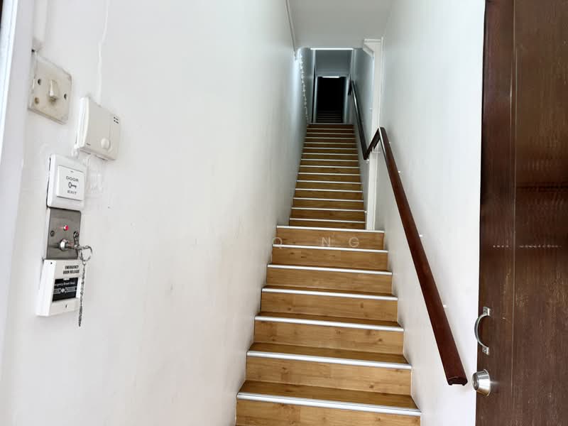D08 Freehold Shophouse Pre-war Era Ready to Move In, , Studio, 4,000 sqft, Conservation House For Sale, by Jacq Ng, 500212041 - Corridor - PropertyGuru.com.sg