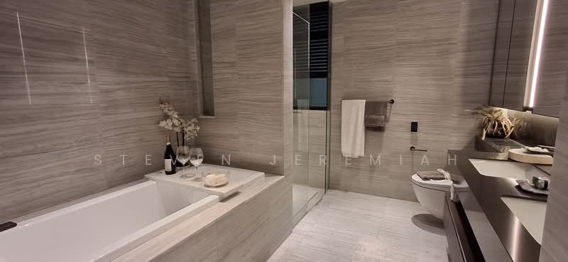 Terra Hill, 18 Yew Siang Road, Buona Vista / West Coast / Clementi New Town, 5 Bedrooms, 2,164 sqft, Condominium For Sale, by Steven Jeremiah, 500212046 - Master Ensuite Bathroom - PropertyGuru.com.sg