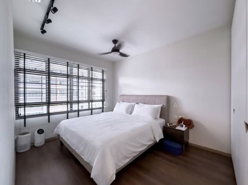 28C Dover Crescent, 28C Dover Crescent, 3 Bedrooms, 1,023 sqft, HDB Flat For Sale, by Kelvin Chua, 500212050 - Master Bedroom - PropertyGuru.com.sg