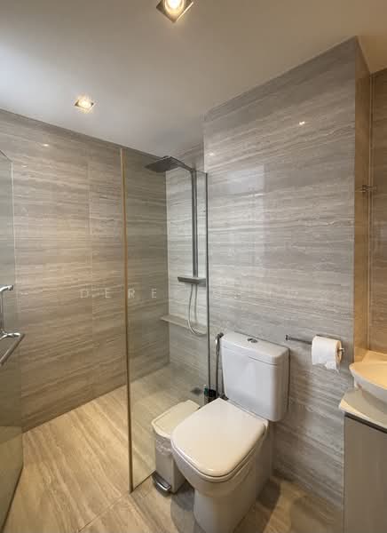Balmoral Point, 23 Balmoral Road, 3 Bedrooms, 2,530 sqft, Apartment For Sale, by Derek Teng, 500212053 - Bathroom - PropertyGuru.com.sg