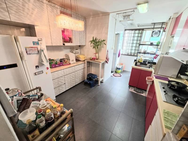 824 Jurong West Street 81, 824 Jurong West Street 81, 4 Bedrooms, 1,302 sqft, HDB Flat For Sale, by Lina Duh, 500212059 - PropertyGuru.com.sg