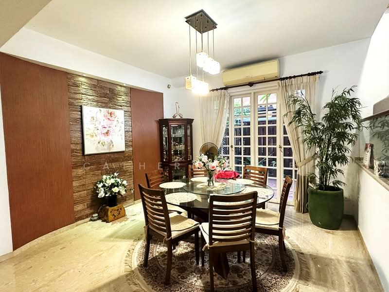 ★Eminence Landed★ Charming Colonial Semi-D @ THOMSON HILLS ESTATE, Thomson Hill Drive, Thomson Green, Thomson View, Thomson Heights, 5 Bedrooms, 4,500 sqft, Semi-Detached House For Sale, by Catherine Lee, 500212067 - Dining Room - PropertyGuru.com.sg
