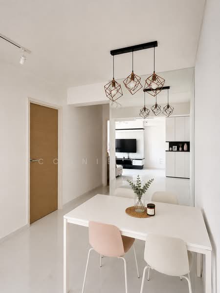 140C Corporation Drive, 140C Corporation Drive, 3 Bedrooms, 1,001 sqft, HDB Flat For Sale, by Connie Boey, 500212071 - Dining Room - PropertyGuru.com.sg