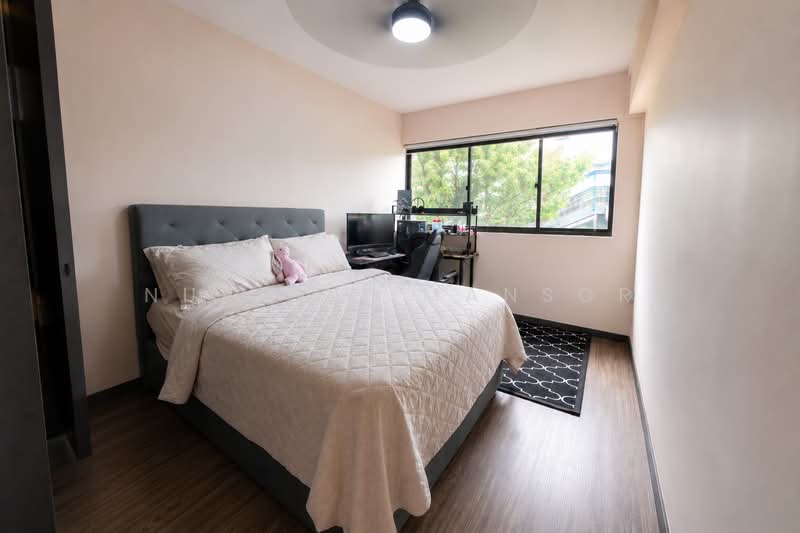 232 Tampines Street 21, 232 Tampines Street 21, 3 Bedrooms, 1,302 sqft, HDB Flat For Sale, by Nuraini Mansor (Aini), 500212072 - Bedroom 2 - PropertyGuru.com.sg