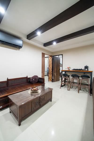275D Jurong West Street 25, 275D Jurong West Street 25, 3 Bedrooms, 1,195 sqft, HDB Flat For Sale, by Roselynn Ahmad, 500212080 - Living Room - PropertyGuru.com.sg