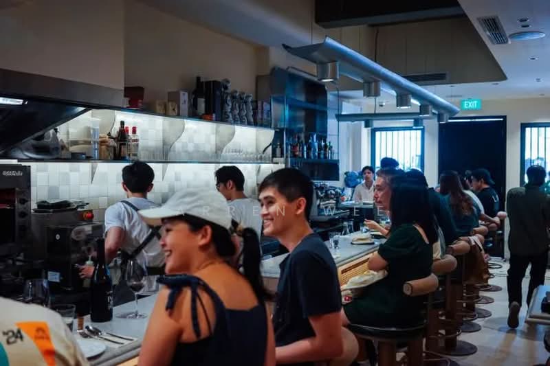 ⭐Amoy St / Telok Ayer⭐ Light F&B / Retail, Amoy St / Telok Ayer, 1,055 sqft, Shop / Shophouse For Rent, by Darren Wee, 500212090 - Interior - CommercialGuru.com.sg