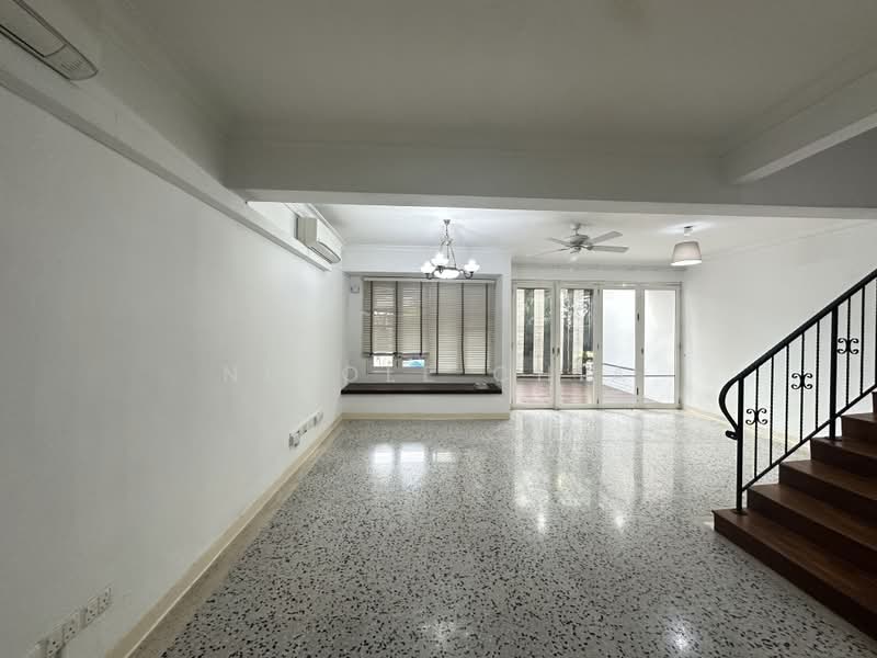 Kasai Road, Kasai Road, 3 Bedrooms, 2,000 sqft, Terraced House For Rent, by Nicole Chia, 500212092 - Living Room - PropertyGuru.com.sg