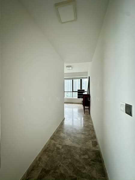 Skyline Residences, 612 Telok Blangah Road, 2 Bedrooms, 829 sqft, Condominium For Sale, by Eugene Fung, 500212096 - Corridor - PropertyGuru.com.sg