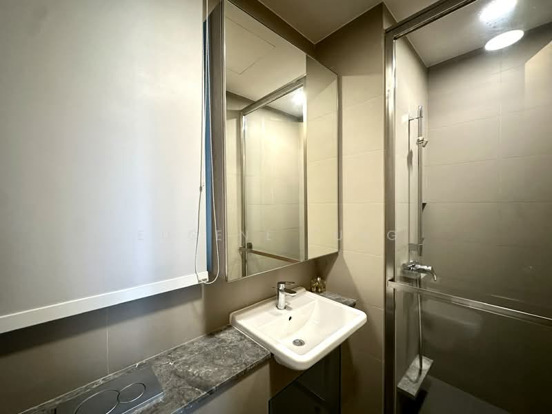 Skyline Residences, 612 Telok Blangah Road, 2 Bedrooms, 829 sqft, Condominium For Sale, by Eugene Fung, 500212096 - Bathroom - PropertyGuru.com.sg