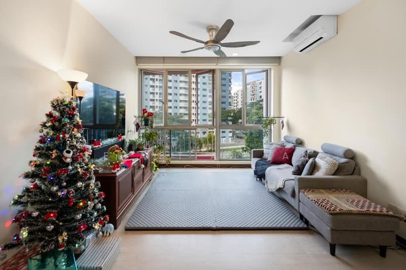 Rosewood, 11 Rosewood Drive, 3 Bedrooms, 1,173 sqft, Condominium For Sale, by Sebastian Tan, 500212101 - Living Room - PropertyGuru.com.sg