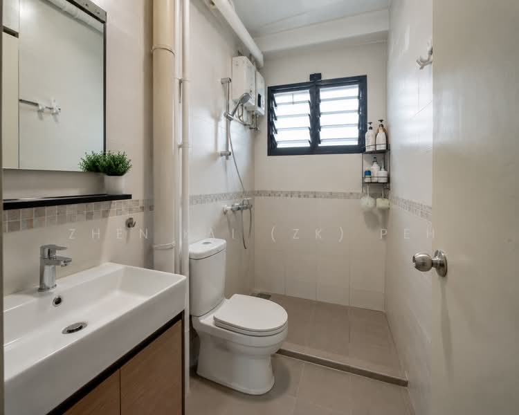 101 Serangoon North Avenue 1, 101 Serangoon North Avenue 1, Room Rental, 100 sqft, HDB Flat For Rent, by Zhen Kai (ZK) Peh, 500212103 - Bathroom - PropertyGuru.com.sg