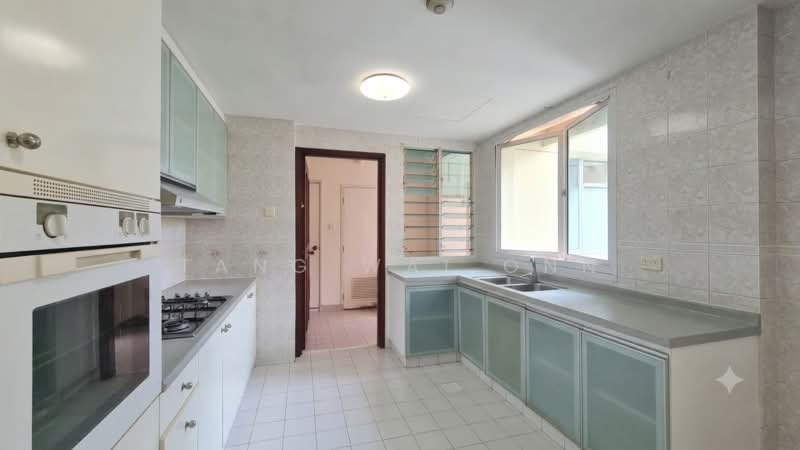 Parkshore, 201 Tanjong Rhu Road, 4 Bedrooms, 2,325 sqft, Condominium For Rent, by Tang Wai Onn, 500212116 - Kitchen - PropertyGuru.com.sg