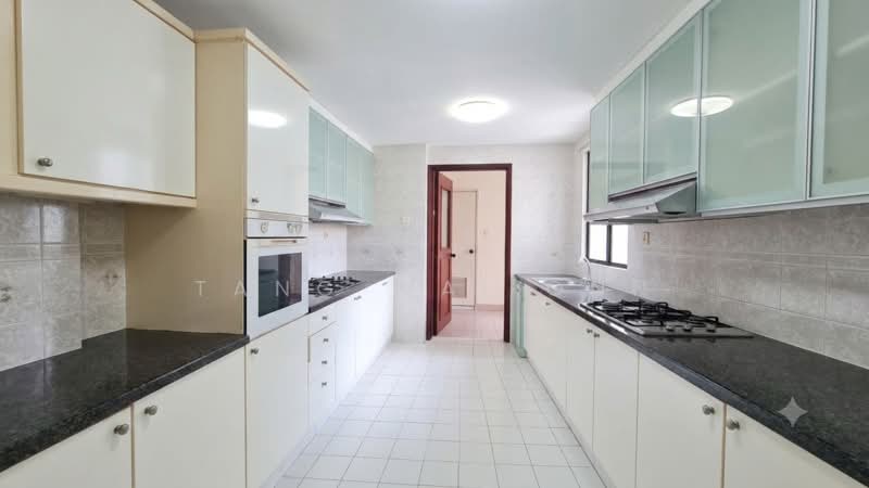 Parkshore, 201 Tanjong Rhu Road, 4 Bedrooms, 2,325 sqft, Condominium For Rent, by Tang Wai Onn, 500212116 - Kitchen - PropertyGuru.com.sg