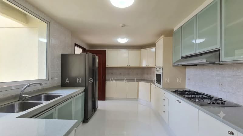 Parkshore, 201 Tanjong Rhu Road, 4 Bedrooms, 2,325 sqft, Condominium For Rent, by Tang Wai Onn, 500212116 - Kitchen - PropertyGuru.com.sg