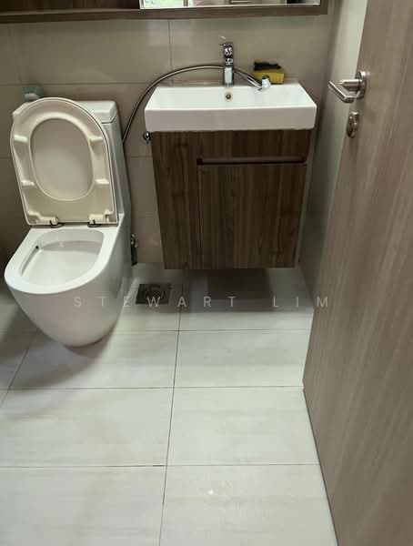 Sol Acres, 8 Choa Chu Kang Grove, 2 Bedrooms, 710 sqft, Executive Condominium For Sale, by Stewart Lim, 500212119 - Bathroom - PropertyGuru.com.sg