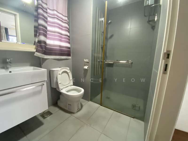 Melville Park, 18 Simei Street 1, 2 Bedrooms, 969 sqft, Apartment For Rent, by Lawrence Yeow, 500212122 - Bathroom - PropertyGuru.com.sg