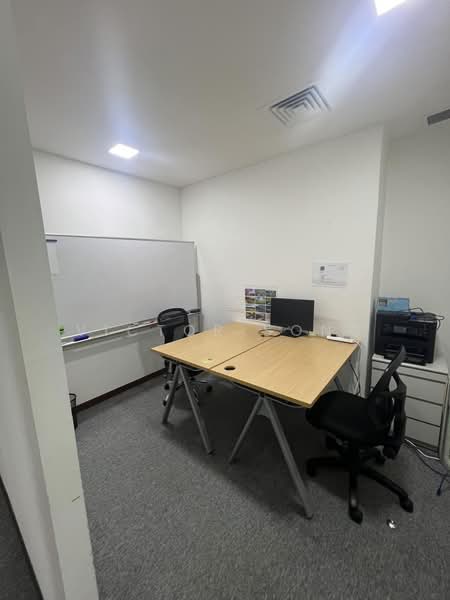 International Plaza, 10 Anson Road, 936 sqft, Office For Rent, by Victor Song, 500212125 - Study - CommercialGuru.com.sg