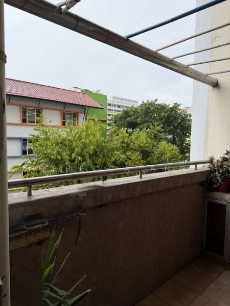 352 Yishun Ring Road, 352 Yishun Ring Road, 3 Bedrooms, 1,572 sqft, HDB Flat For Sale, by Rebecca Ang, 500212132 - Balcony - PropertyGuru.com.sg