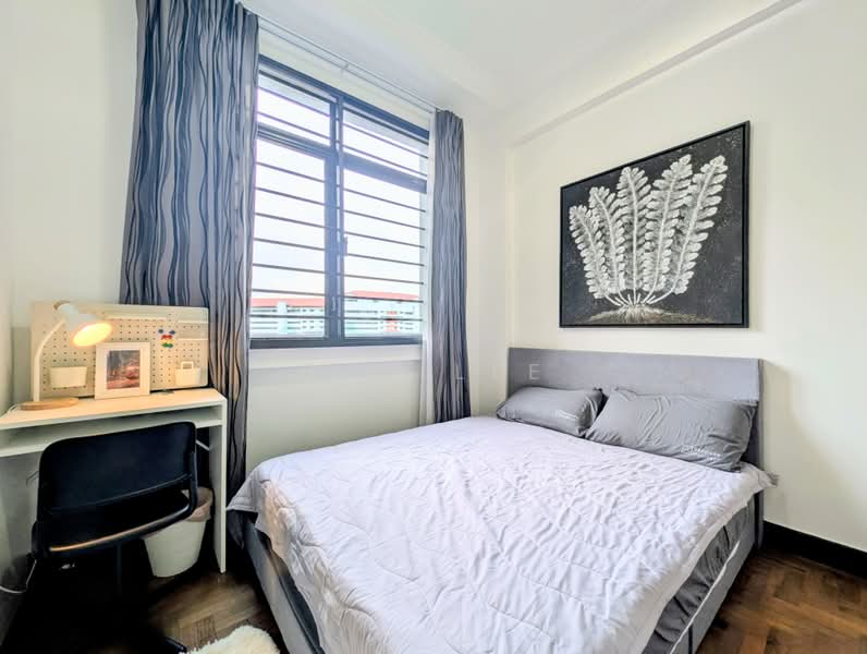 Parc Oasis, 43 Jurong East Avenue 1, 3 Bedrooms, 1,227 sqft, Condominium For Sale, by Ray Lee, 500212137 - Bedroom - PropertyGuru.com.sg