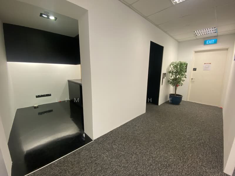 APBC Building, 75 High Street, City Hall / Clarke Quay, 2,400 sqft, Office For Rent, by Lim Sue Chee, 500212138 - Corridor - CommercialGuru.com.sg