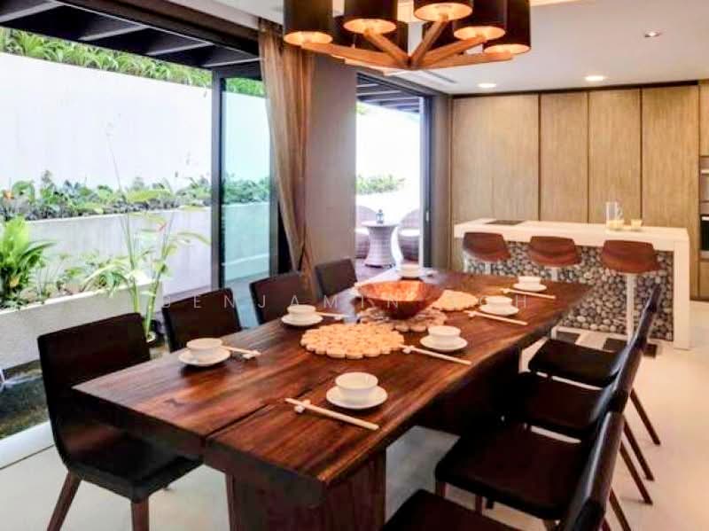 🌟TIMELESS BUNGALOW IN SIGLAP'S GOLDEN MILE💕, 1 TO 2 KM TO TAO NAN, 1 KM TO ST. STEPHEN' SCHOOLS, 5 Bedrooms, 4,600 sqft, Bungalow House For Sale, by Benjamin Soh, 500212145 - Dining Room - PropertyGuru.com.sg