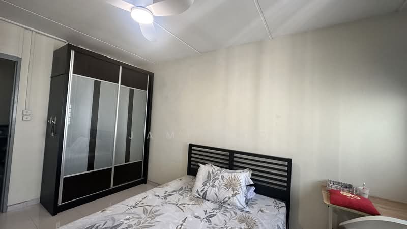 412 Choa Chu Kang Avenue 3, 412 Choa Chu Kang Avenue 3, Room Rental, 200 sqft, HDB Flat For Rent, by James Ho, 500212156 - Bedroom - PropertyGuru.com.sg