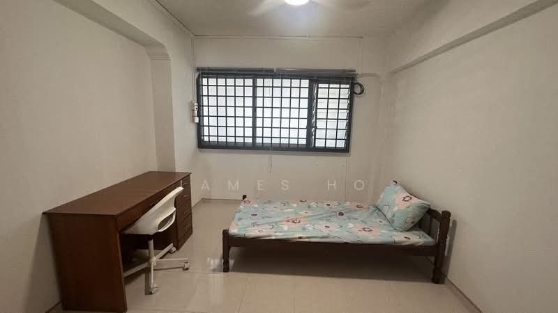 412 Choa Chu Kang Avenue 3, 412 Choa Chu Kang Avenue 3, Room Rental, 200 sqft, HDB Flat For Rent, by James Ho, 500212156 - Bedroom - PropertyGuru.com.sg