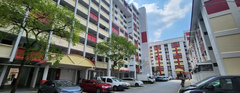 321 Bukit Batok Street 33, 321 Bukit Batok Street 33, 2 Bedrooms, 732 sqft, HDB Flat For Sale, by Gerald Khoo, 500212173 - Exterior - PropertyGuru.com.sg