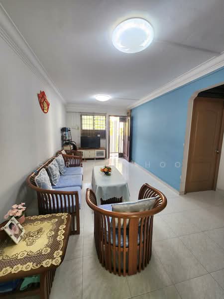 321 Bukit Batok Street 33, 321 Bukit Batok Street 33, 2 Bedrooms, 732 sqft, HDB Flat For Sale, by Gerald Khoo, 500212173 - Living Room - PropertyGuru.com.sg