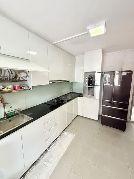 271 Bishan Street 24, 271 Bishan Street 24, 3 Bedrooms, 1,119 sqft, HDB Flat For Sale, by Zan Sim (沈瓒延), 500212174 - Kitchen - PropertyGuru.com.sg