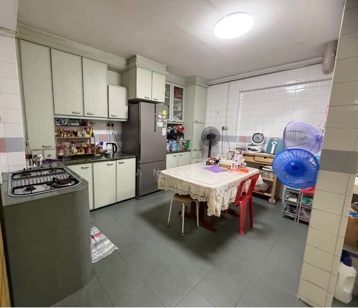 614 Choa Chu Kang Street 62, 614 Choa Chu Kang Street 62, Dairy Farm / Bukit Panjang / Choa Chu Kang, 4 Bedrooms, 1,367 sqft, HDB Flat For Sale, by Jean Chua, 500212200 - Kitchen - PropertyGuru.com.sg