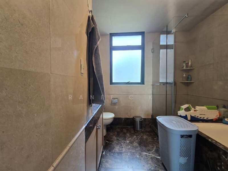 Thomson 800, 808 Thomson Road, Newton / Novena, 3 Bedrooms, 1,399 sqft, Condominium For Rent, by Ranee C K, 500212210 - Bathroom - PropertyGuru.com.sg