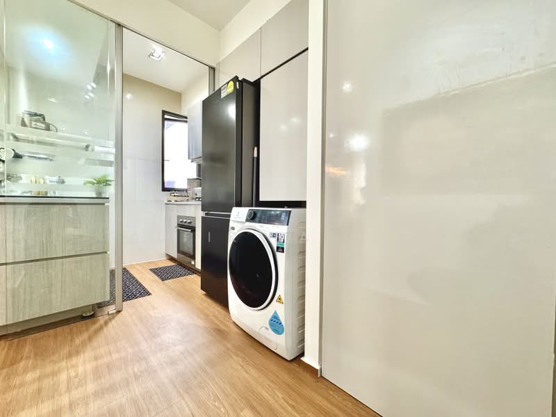 The Wisteria, 590 Yishun Ring Road, 3 Bedrooms, 893 sqft, Condominium For Sale, by Taufik Batisah, 500212217 - Kitchen - PropertyGuru.com.sg