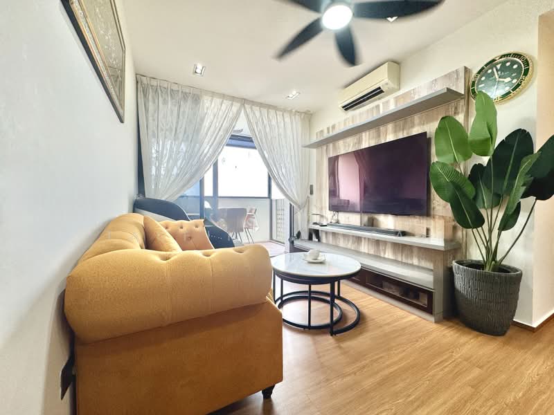 The Wisteria, 590 Yishun Ring Road, 3 Bedrooms, 893 sqft, Condominium For Sale, by Taufik Batisah, 500212217 - Living Room - PropertyGuru.com.sg