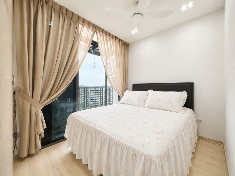 The Wisteria, 590 Yishun Ring Road, 3 Bedrooms, 893 sqft, Condominium For Sale, by Taufik Batisah, 500212217 - Master Bedroom - PropertyGuru.com.sg