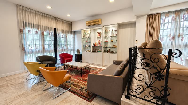 Jalan Kembangan, , 5 Bedrooms, 3,175 sqft, Semi-Detached House For Sale, by Ailsa Ang, 500212225 - Living Room - PropertyGuru.com.sg