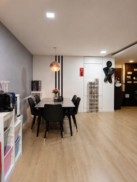 188A Rivervale Drive, 188A Rivervale Drive, 3 Bedrooms, 1,237 sqft, HDB Flat For Sale, by Madeleine Looi, 500212232 - Dining Room - PropertyGuru.com.sg