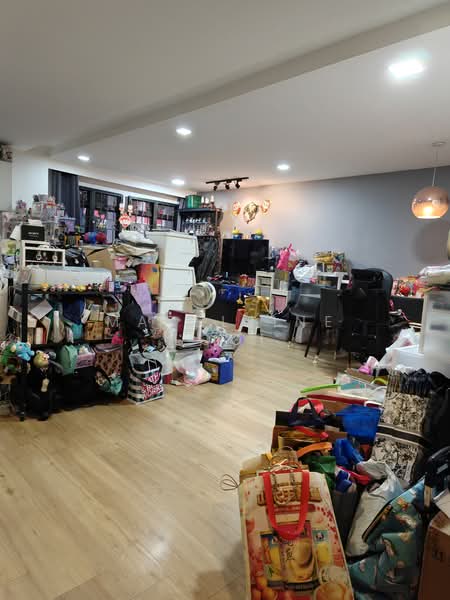 188A Rivervale Drive, 188A Rivervale Drive, 3 Bedrooms, 1,237 sqft, HDB Flat For Sale, by Madeleine Looi, 500212232 - Living Room - PropertyGuru.com.sg