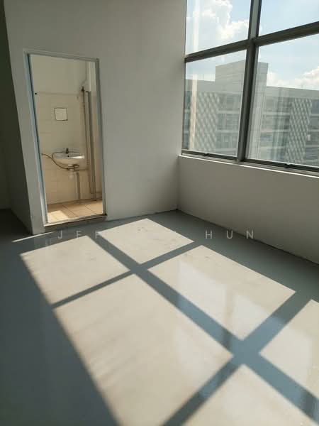 Wcega Plaza, 1 Bukit Batok Crescent, 2,669 sqft, Light Industrial (B1) For Rent, by Jeffrey Hun, 500212234 - Interior - CommercialGuru.com.sg