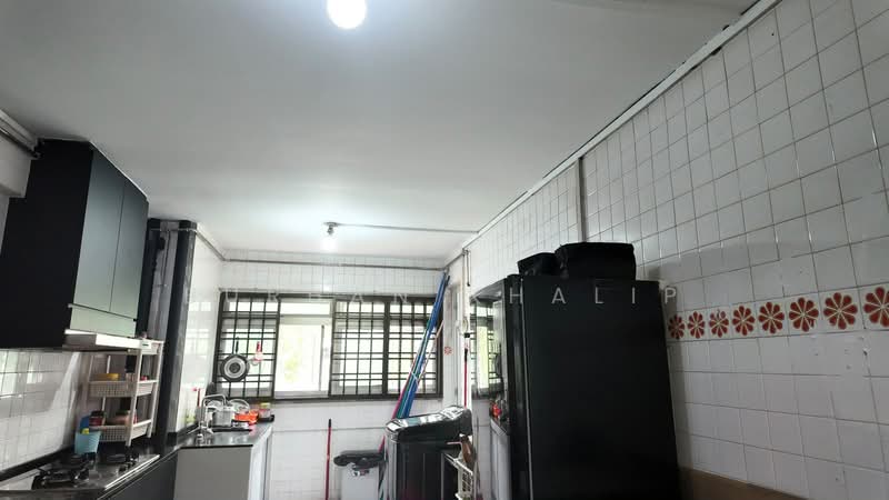 505 Ang Mo Kio Avenue 8, 505 Ang Mo Kio Avenue 8, 2 Bedrooms, 732 sqft, HDB Flat For Sale, by Burhan Khalip, 500212240 - Kitchen - PropertyGuru.com.sg