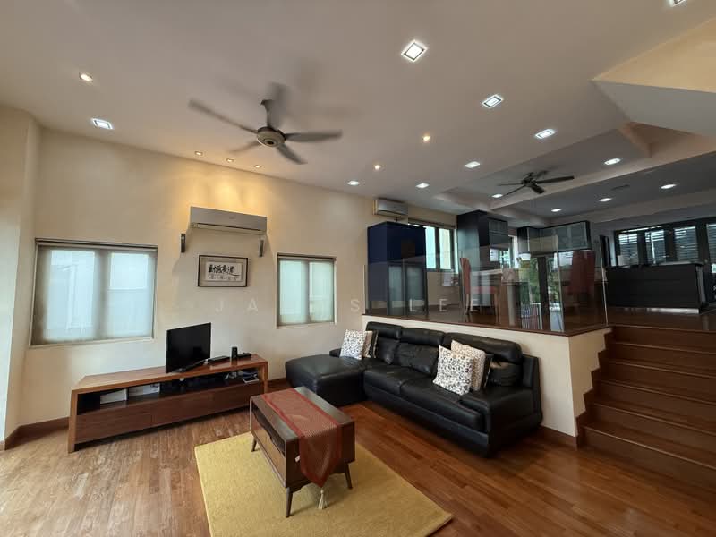 Saint Nicholas View, St. Nicholas View, 4 Bedrooms, 2,500 sqft, Terraced House For Sale, by James Lee, 500212244 - Living Room - PropertyGuru.com.sg