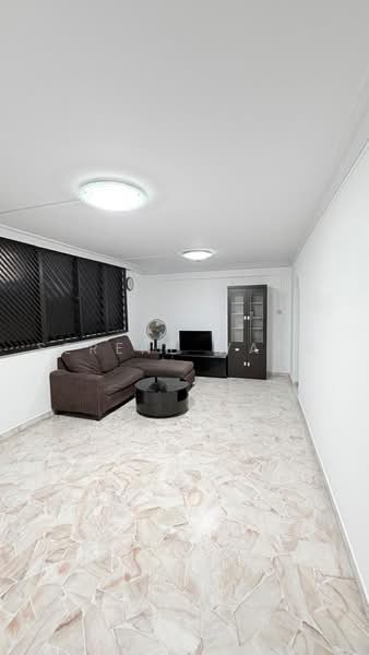 125 Bedok Reservoir Road, 125 Bedok Reservoir Road, 3 Bedrooms, 904 sqft, HDB Flat For Sale, by Serene Wang, 500212255 - Living Room - PropertyGuru.com.sg