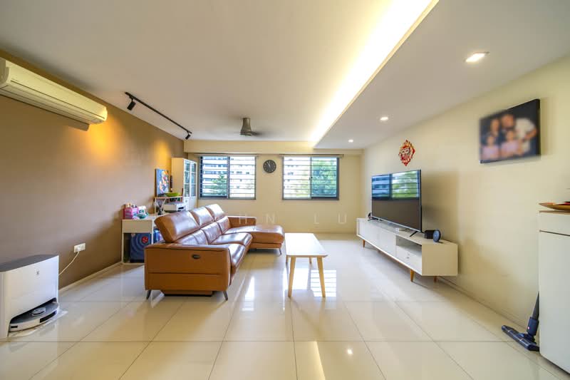 310C Punggol Walk, 310C Punggol Walk, 3 Bedrooms, 1,205 sqft, HDB Flat For Sale, by John Lui, 500212256 - Living Room - PropertyGuru.com.sg