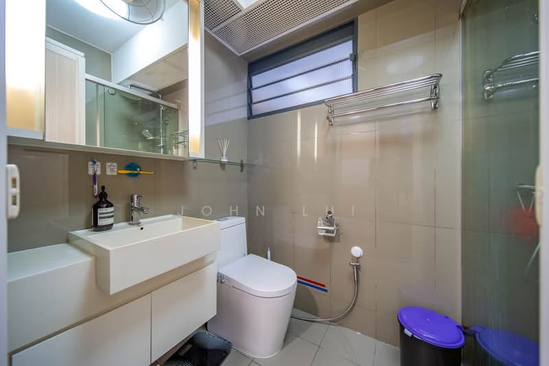 310C Punggol Walk, 310C Punggol Walk, 3 Bedrooms, 1,205 sqft, HDB Flat For Sale, by John Lui, 500212256 - Bathroom - PropertyGuru.com.sg