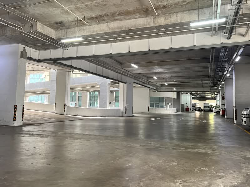 Win5 @ Yishun, 15 Yishun Industrial Street 1, 4,618 sqft, Light Industrial (B1) For Rent, by Ezline Lee, 500212260 - Car Park - CommercialGuru.com.sg